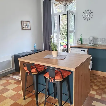 Maison En Briques Au 10 *